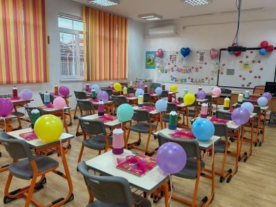 Цветен, различен и неповторим 15 септември в ОУ "Христо Ботев" - Изображение 7