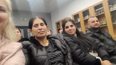 Среща от инициативата на Общинския съвет по наркотични вещества към Община Бургас под надслов „Родителство с увереност – подкрепа за тийнейджъри“ - ОУ Христо Ботев - Бургас, Победа